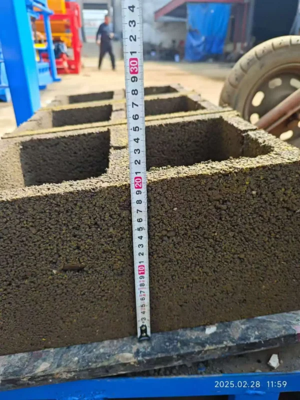 Block Manufacturing Machine QTJ4-40 Block Manufacturing Machine for Eco-Friendly Hollow Bricks