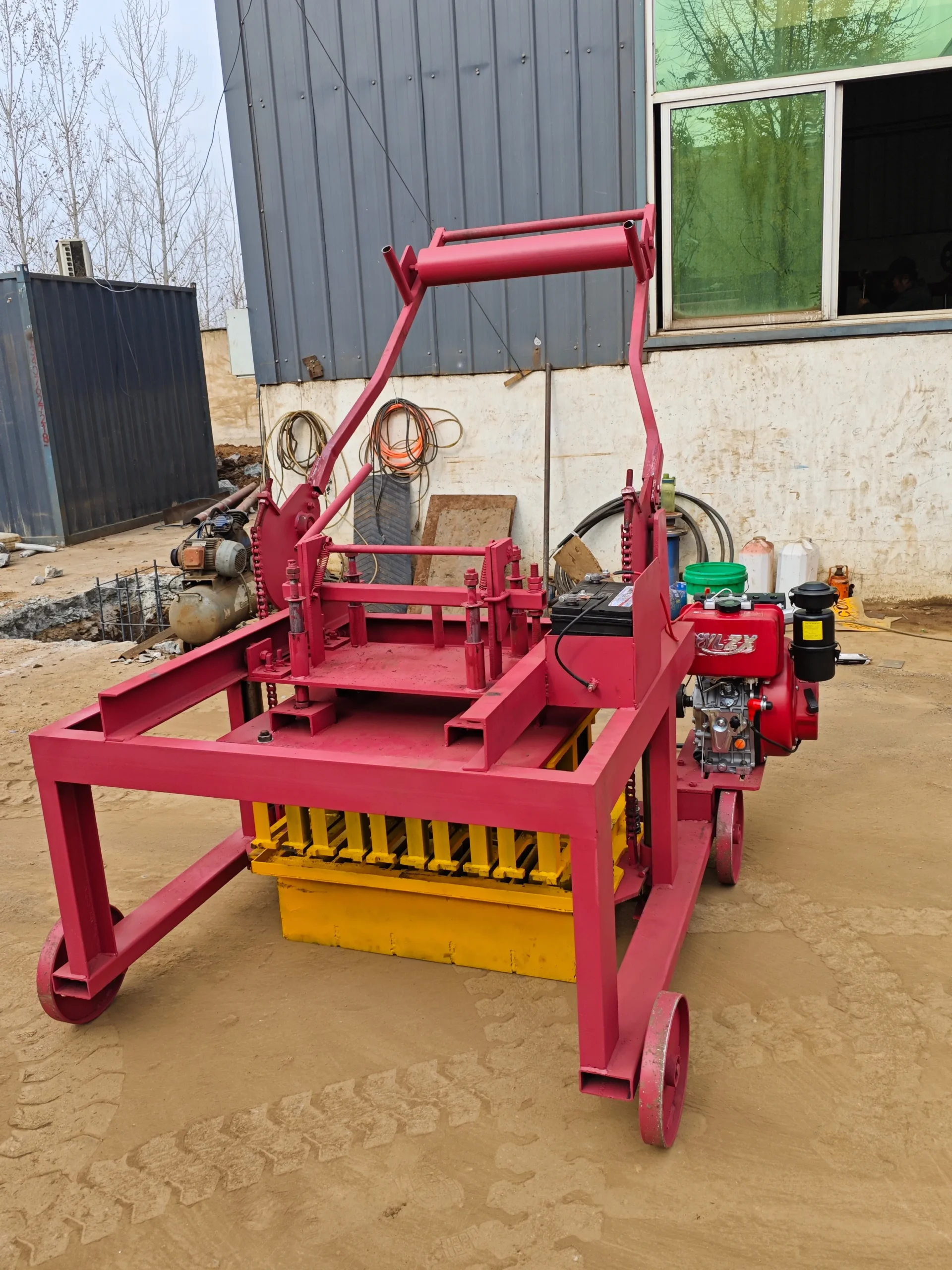 QMR4-45 Mobile Block Machine for Hollow Bricks – PLC Control - Image 2