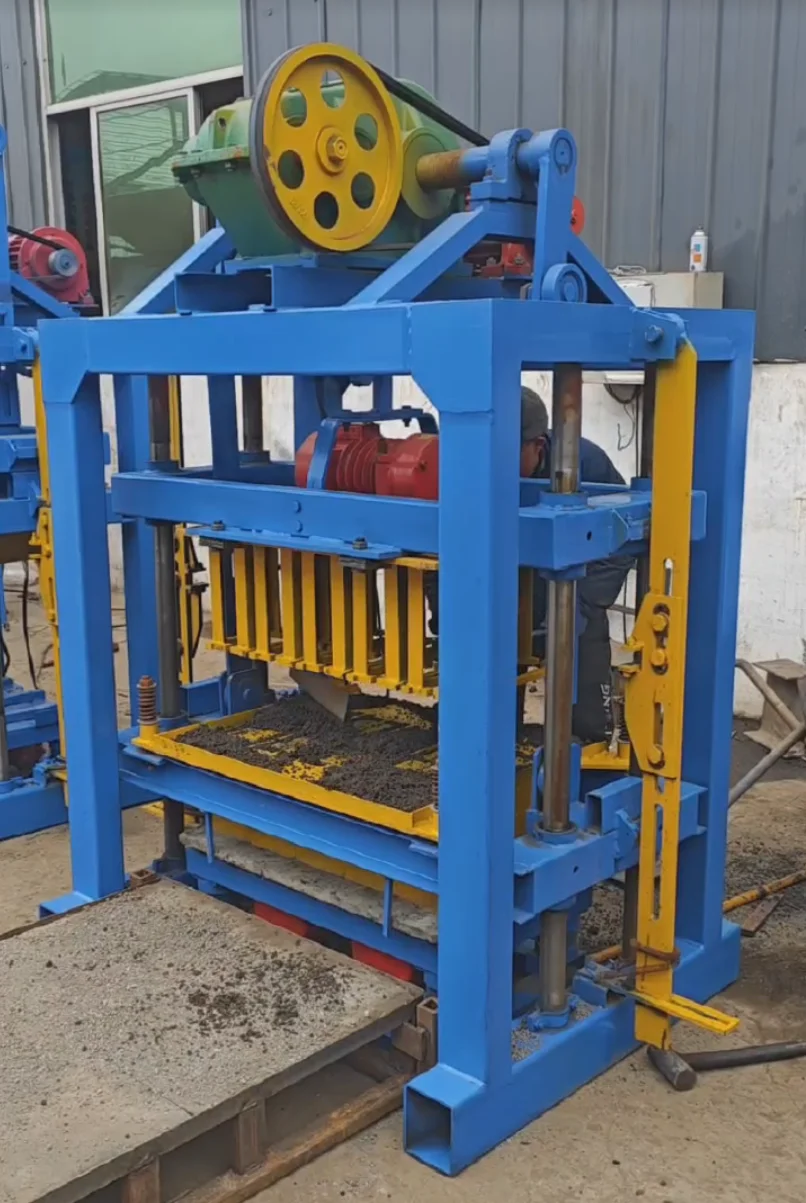 QTJ4-40 Hydraulic Semi-Automatic Block Machine | Intelligent - Image 5