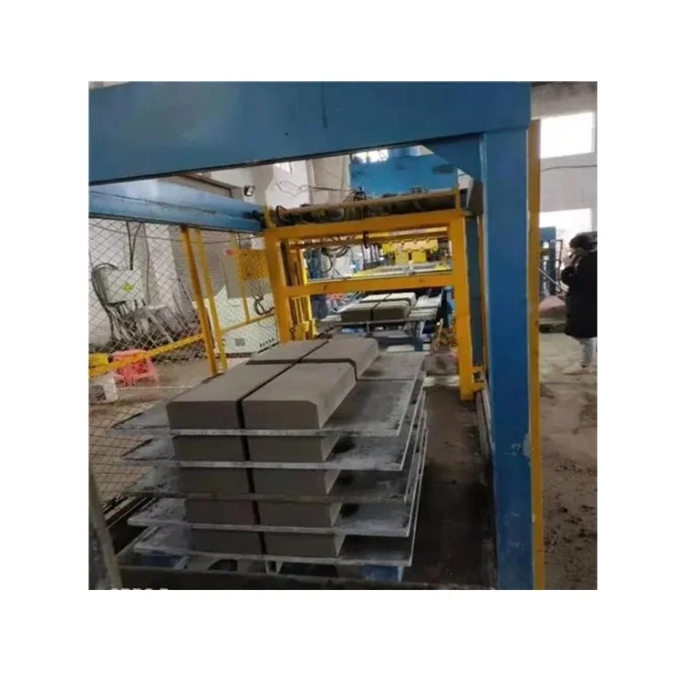 QT4-15 Automatic Concrete Block Machine with PLC Control – Intelligent - Image 4