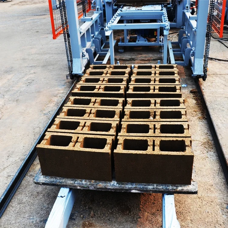 Concrete Block Making Machine with Hydraulic System – PLC Control - Image 2