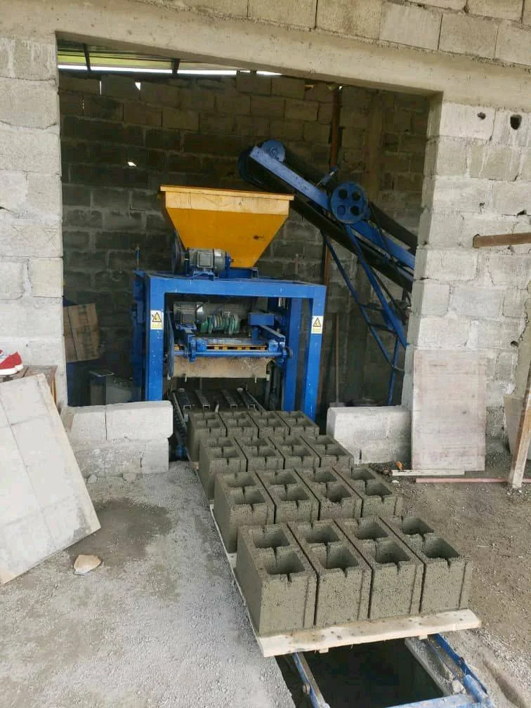 QTJ4-24 Semi Automatic Block Making Machine with PLC Control - Image 4