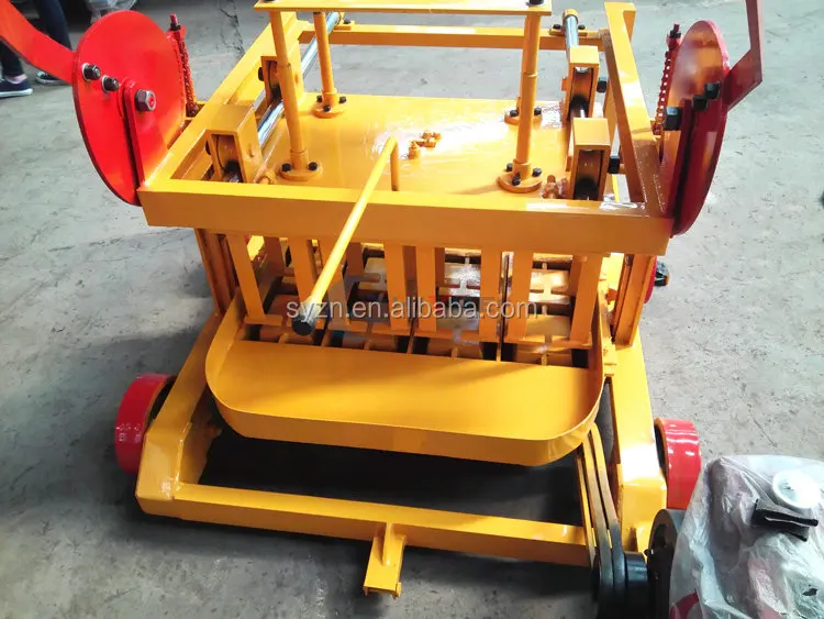Hollow Block Making Machine QMR4-45 Mobile Concrete Diesel Engine Brick Production Line - Image 5