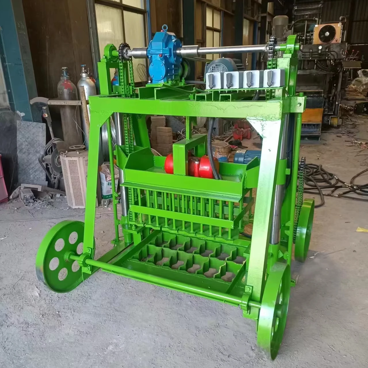 QMJ4-45 Engine-Driven Mobile Block Machine – Intelligent