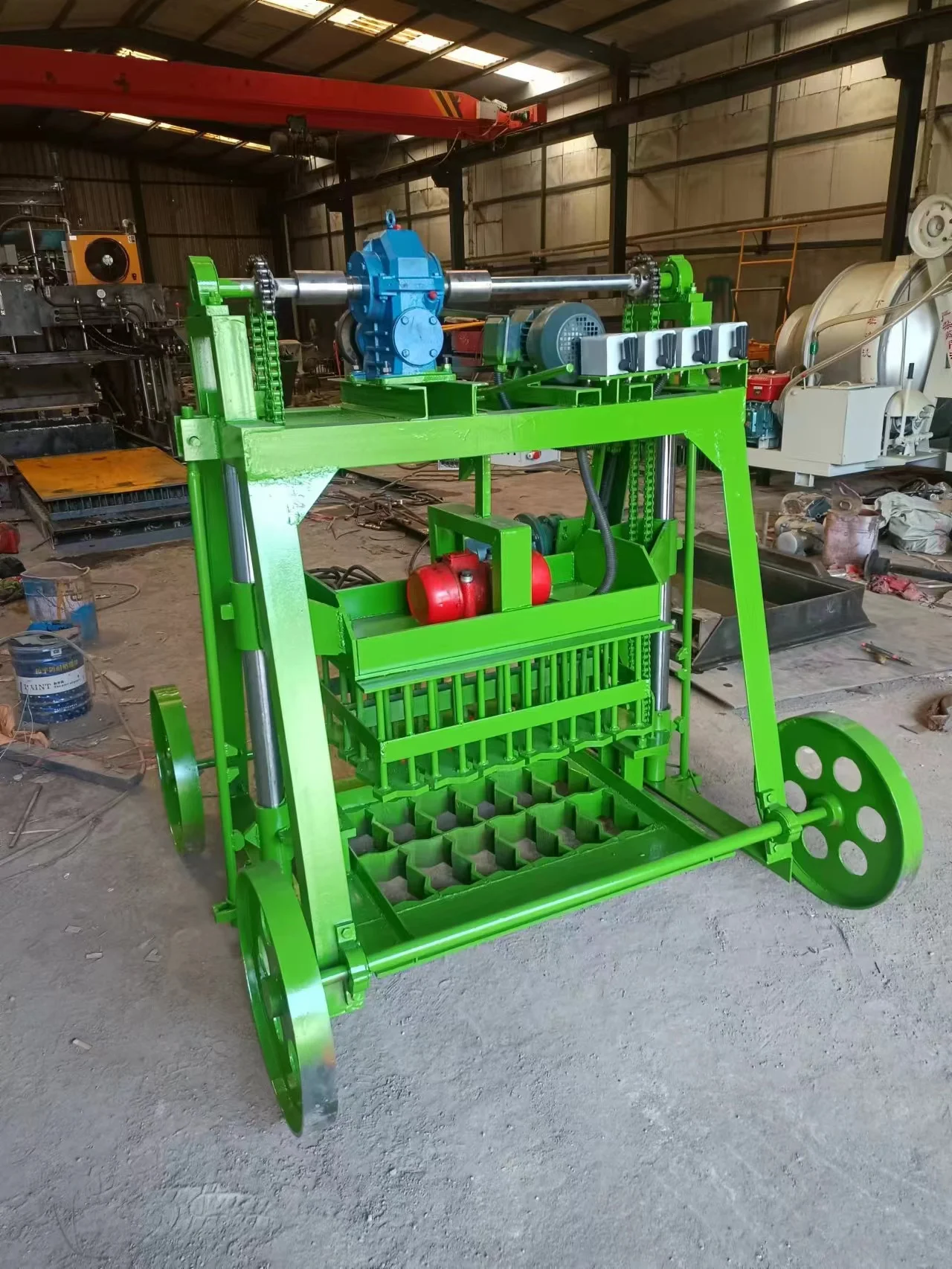QMJ4-45 Mobile Block Machine for Hollow Concrete Block – PLC Control - Image 5